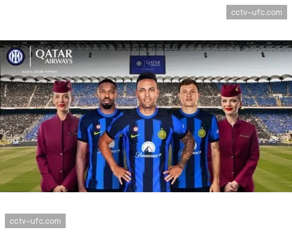 特写:在洛杉矶的官方观赛派对上,美国球迷学唱马赛队歌 特写:在洛杉矶的官方观赛派对上,美国球迷学唱马赛队歌